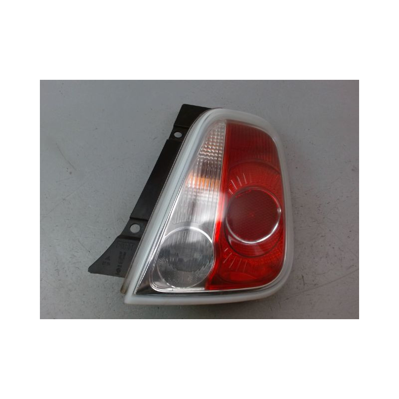 FEU ARRIERE DROIT FIAT 500 2007-