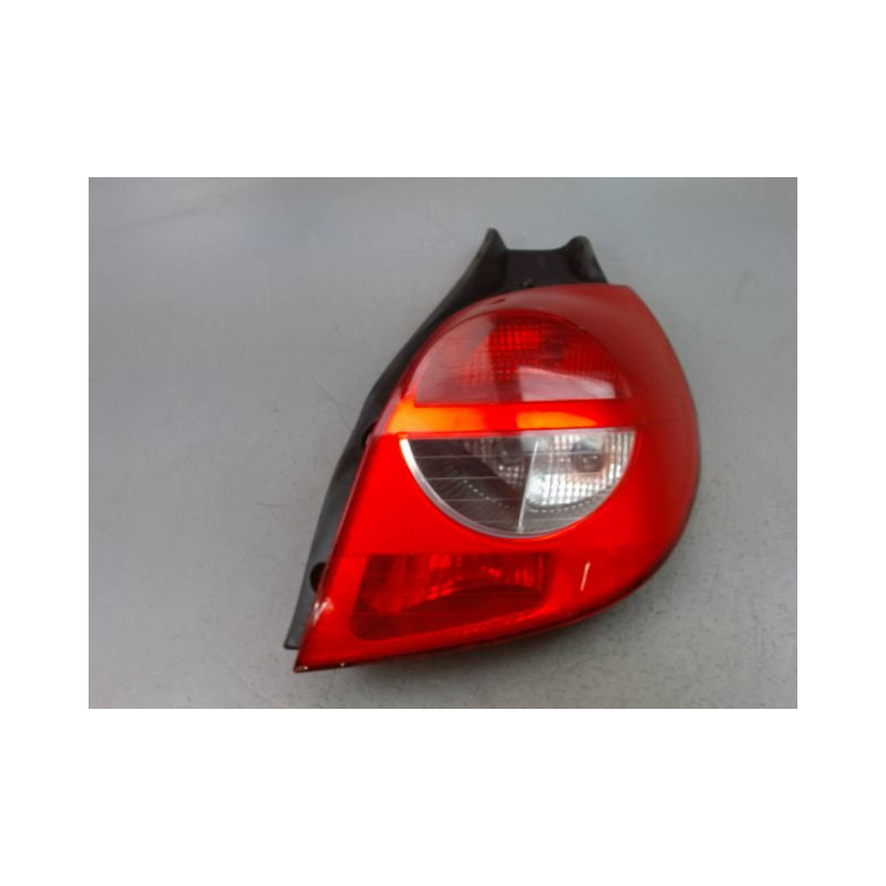 FEU ARRIERE DROIT RENAULT CLIO III Phase 1 2005-2009