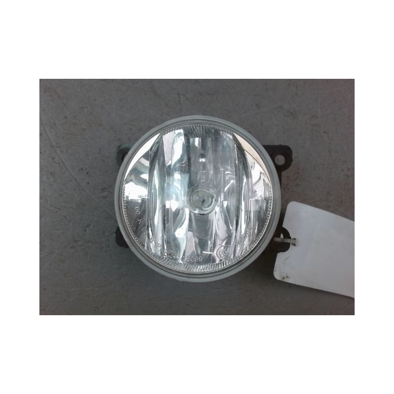 PHARE ANTIBROUILLARD AVANT GAUCHE PEUGEOT 208 2012-...