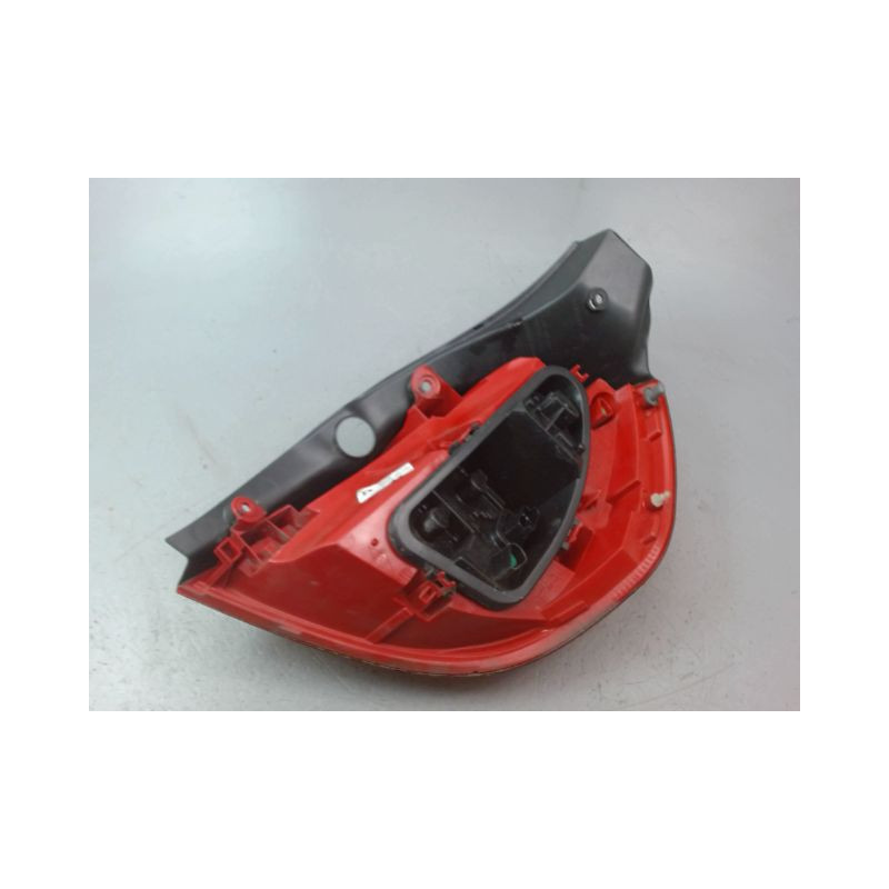 FEU ARRIERE GAUCHE  RENAULT CLIO III Phase 2 2009-2014
