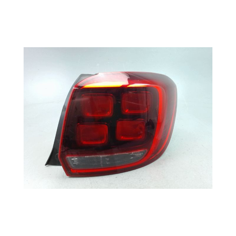 FEU ARRIERE DROIT DACIA SANDERO II Phase 1 2012-...