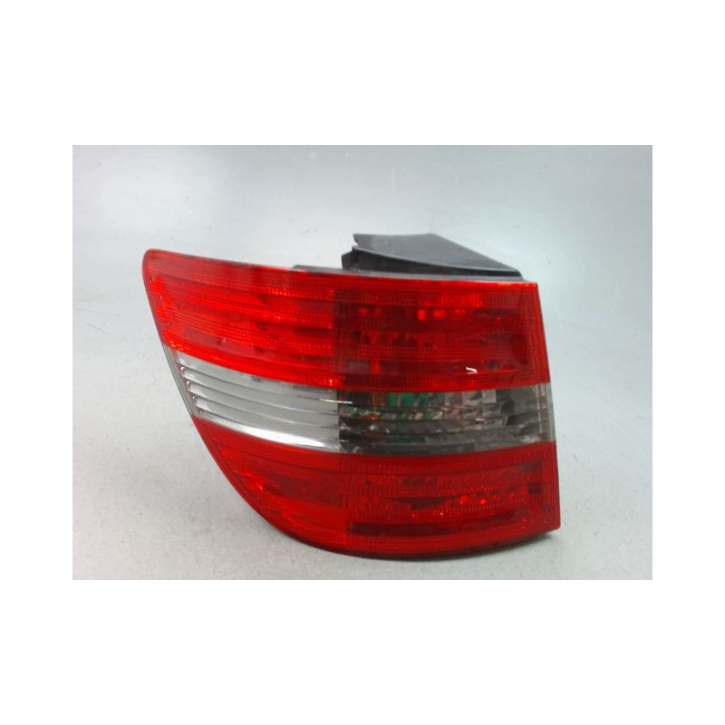 FEU ARRIERE GAUCHE  MERCEDES CLASSE B MONOSP. I Phase 1 (245) 2005-2008