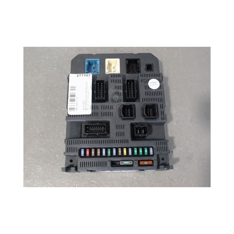 BOITIER GESTION HABITACLE PEUGEOT 207