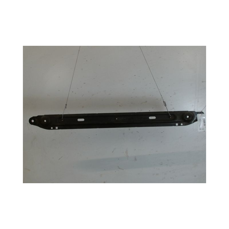 TRAVERSE INFERIEURE ARMATURE AVANT CITROEN C4
