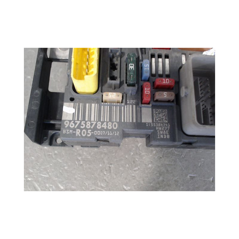 BOITE A FUSIBLES CITROEN BERLINGO