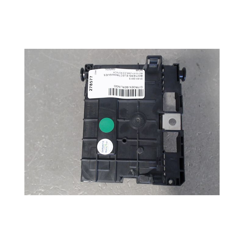 BOITE A FUSIBLES CITROEN BERLINGO