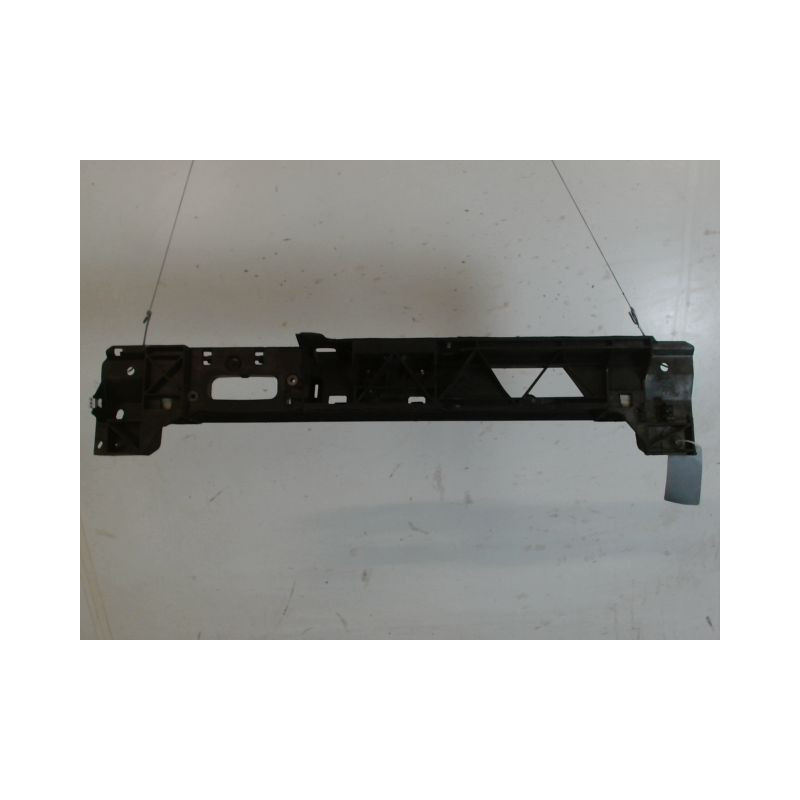 TRAVERSE SUPERIEURE ARMATURE AVANT PEUGEOT 3008