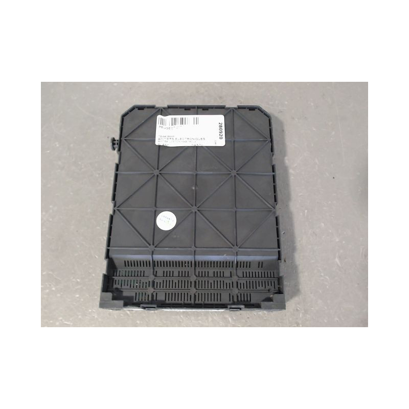 BOITIER GESTION HABITACLE PEUGEOT 207