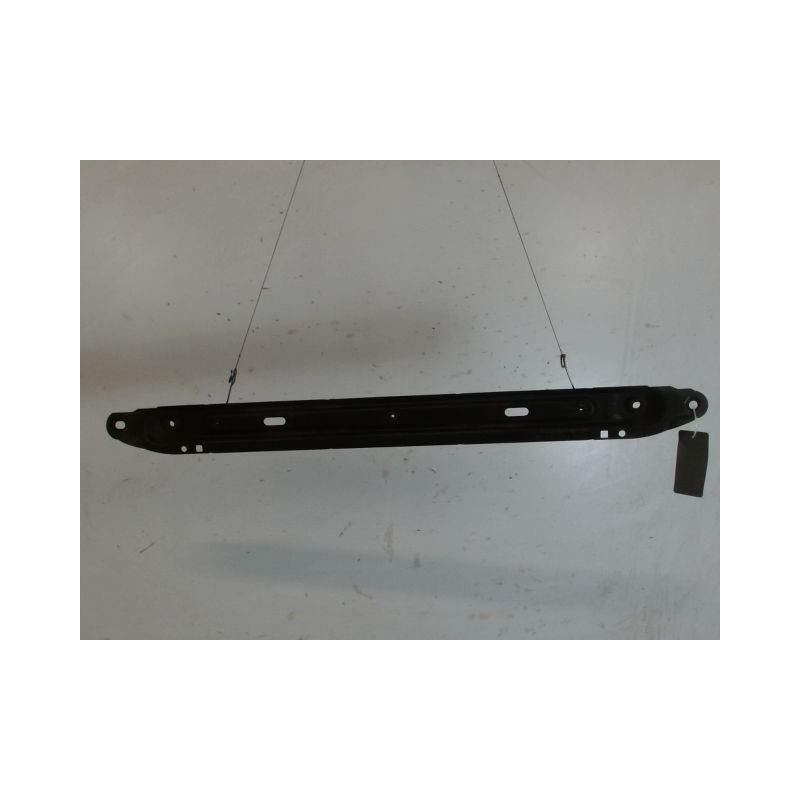 TRAVERSE INFERIEURE ARMATURE AVANT PEUGEOT 308