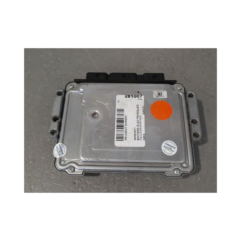 CALCULATEUR MOTEUR PEUGEOT EXPERT