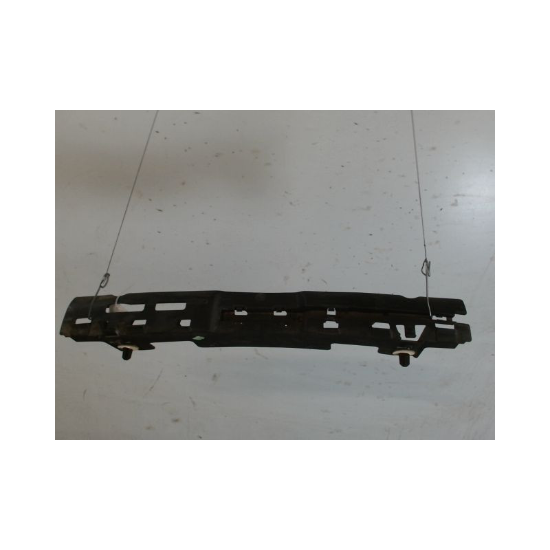 SUPPORT CENTRAL PARE-CHOC ARRIERE  RENAULT CLIO