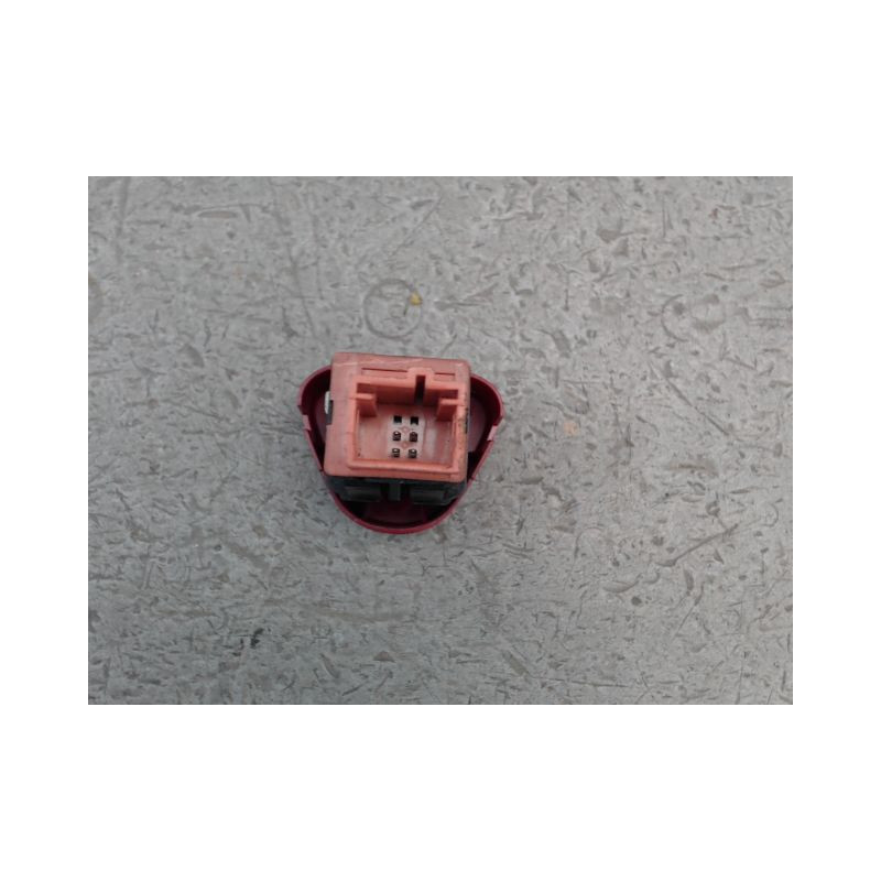 BOUTON DE WARNING CITROEN C3