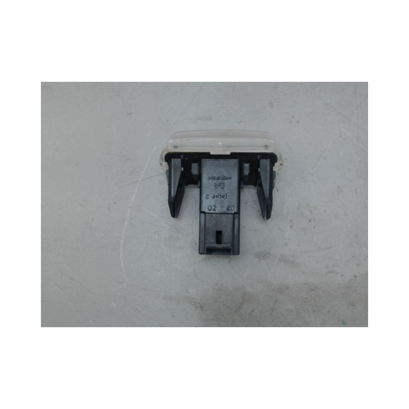 ECLAIREUR PLAQUE DE POLICE GAUCHE PEUGEOT 206