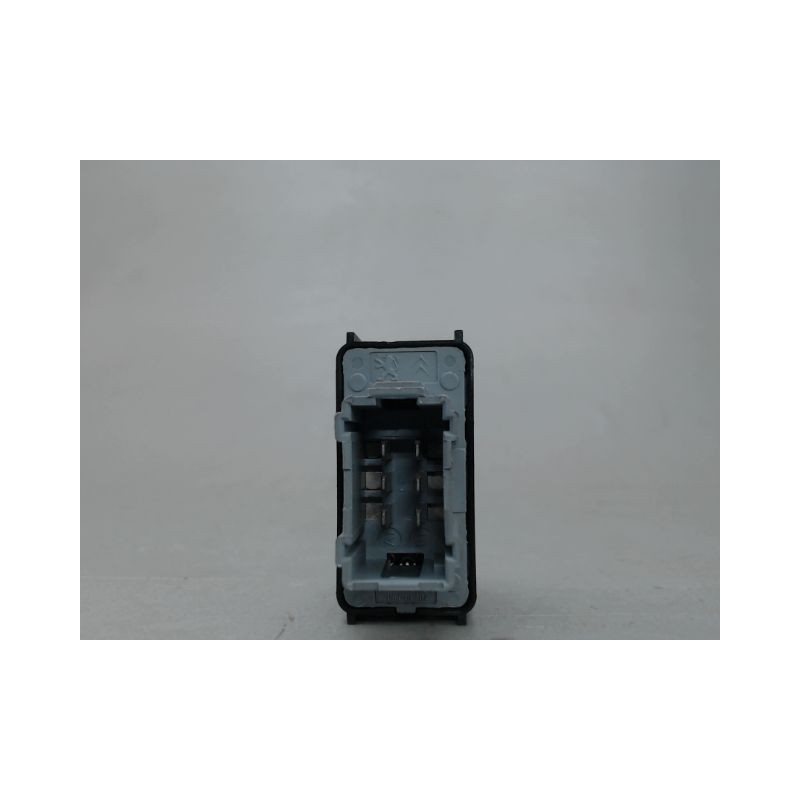 COMMANDE LEVE-GLACE PORTE AVD CITROEN BERLINGO