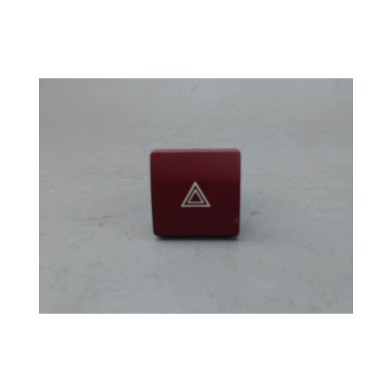 BOUTON DE WARNING CITROEN BERLINGO