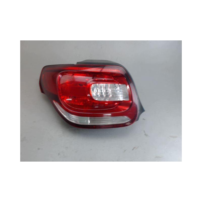 FEU ARRIERE GAUCHE  CITROEN DS3