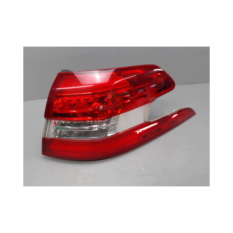 FEU ARRIERE DROIT PEUGEOT 308