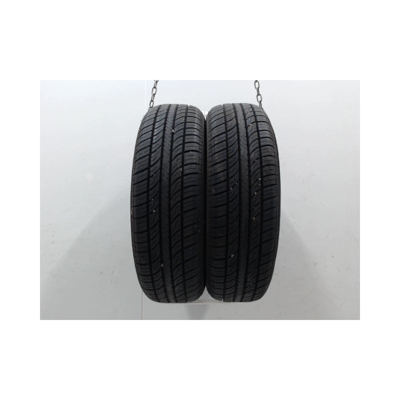 Paire de pneus ROVELO RHP780 175 65 14 82 T