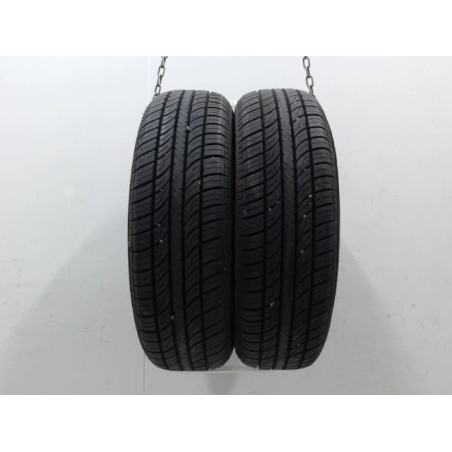 Paire de pneus ROVELO RHP780 175 65 14 82 T