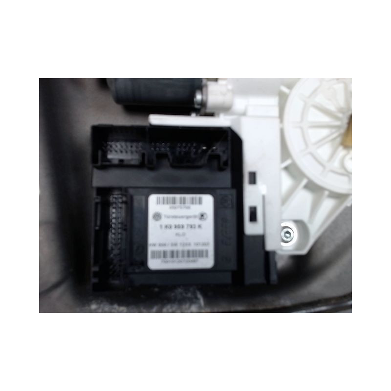 MECANISME+MOTEUR LEVE-GLACE AVANT GAUCHE VOLKSWAGEN GOLF V PLUS 2005-