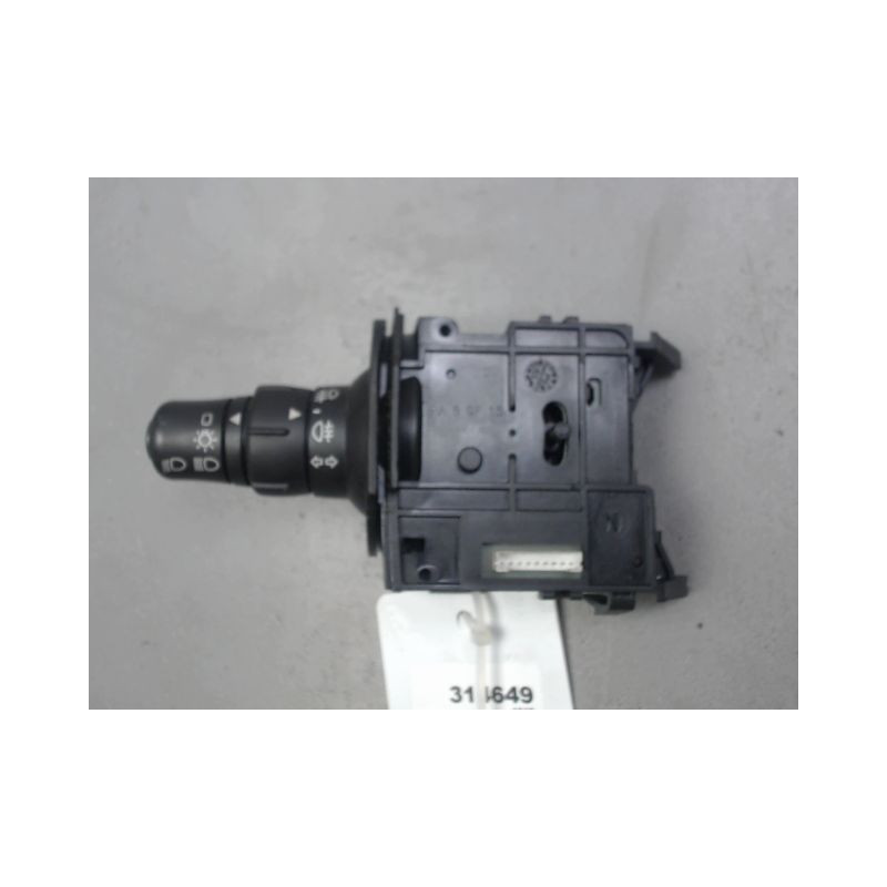 COMMANDE CLIGNOTANT RENAULT SCENIC II PH1 02-06