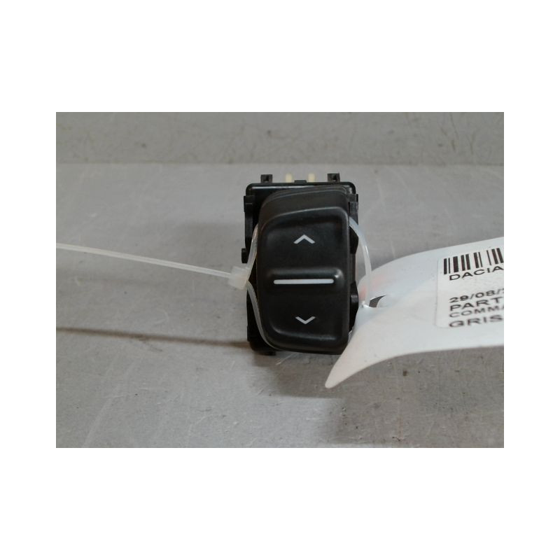 COMMANDE LEVE-GLACE PORTE AVG DACIA SANDERO