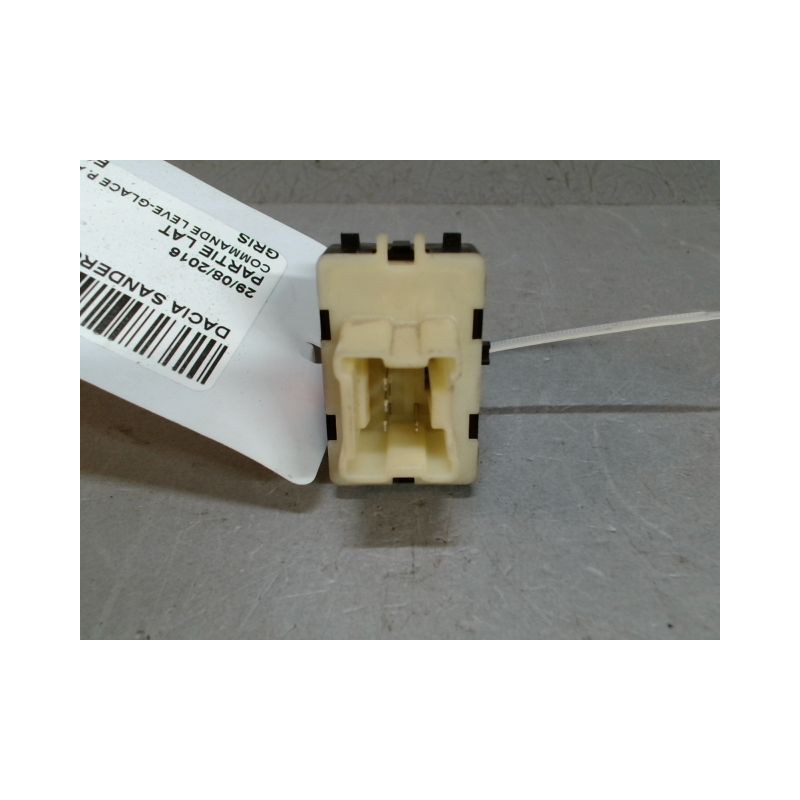 COMMANDE LEVE-GLACE PORTE AVG DACIA SANDERO