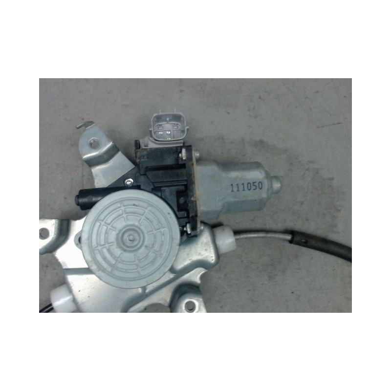 MECANISME+MOTEUR LEVE-GLACE AVANT DROIT NISSAN JUKE