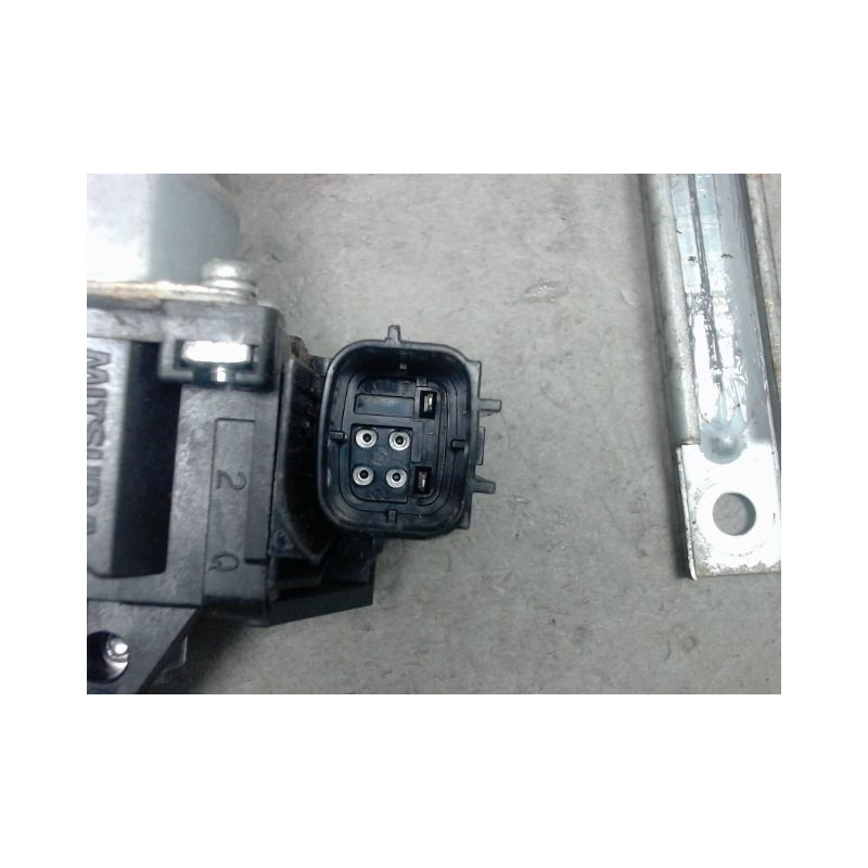 MECANISME+MOTEUR LEVE-GLACE ARRIERE DROIT NISSAN JUKE
