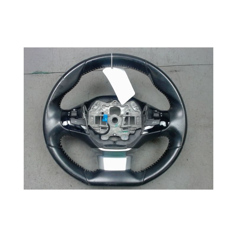 VOLANT DE DIRECTION PEUGEOT 308