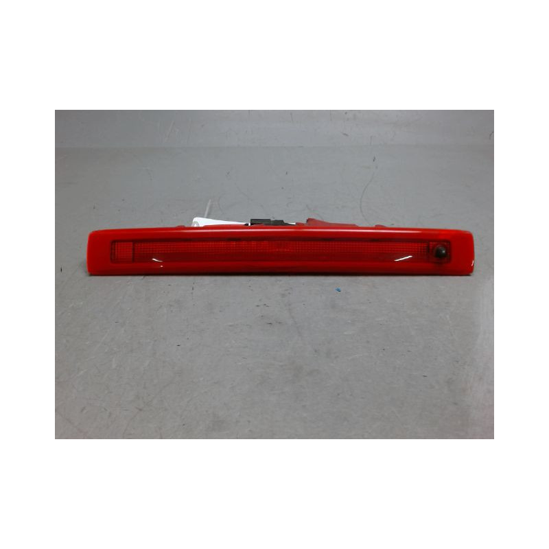 FEUX STOP SUPPLEMENTAIRE RENAULT CLIO III 2005-