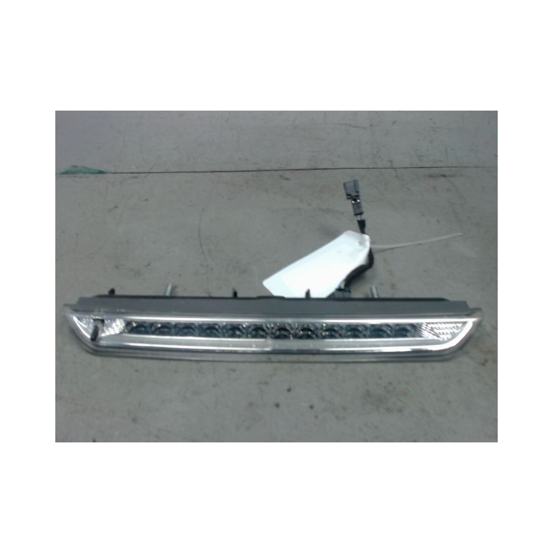 FEUX STOP SUPPLEMENTAIRE PEUGEOT 2008