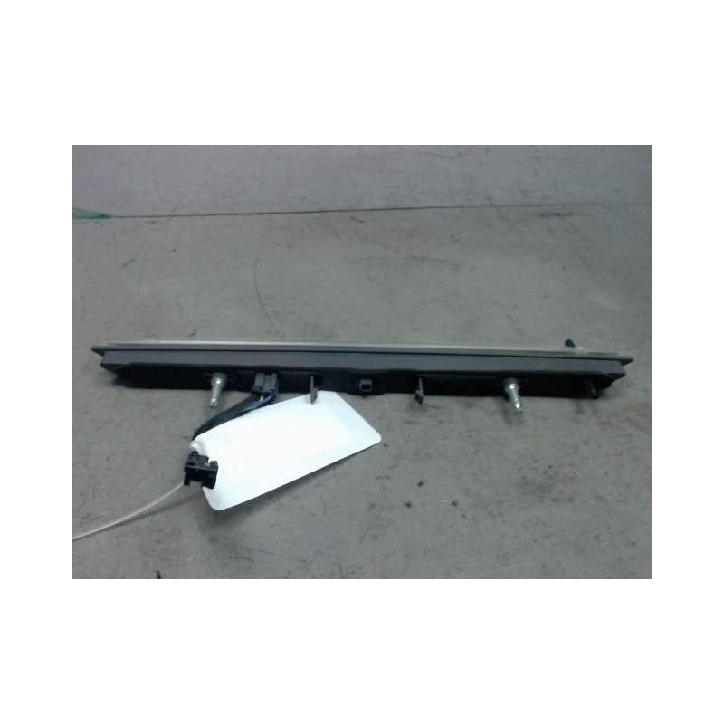 FEUX STOP SUPPLEMENTAIRE PEUGEOT 2008