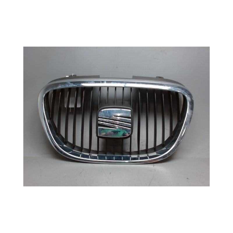 GRILLE CALANDRE SEAT ALTEA