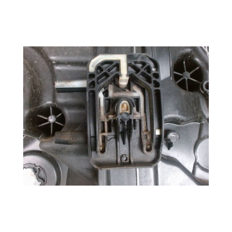 MECANISME+MOTEUR LEVE-GLACE ARRIERE DROIT FORD FIESTA