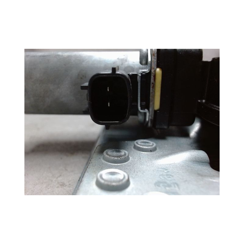 MECANISME+MOTEUR LEVE-GLACE ARRIERE GAUCHE DACIA SANDERO 2 PHASE 1  ESSENCE