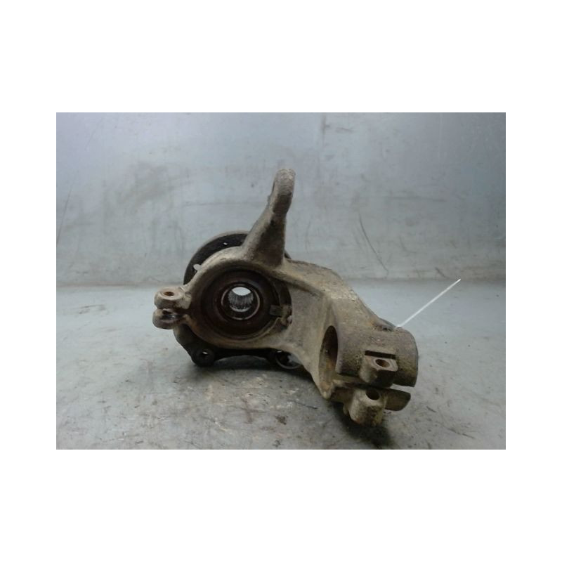 PIVOT AVANT GAUCHE PEUGEOT 207 5P