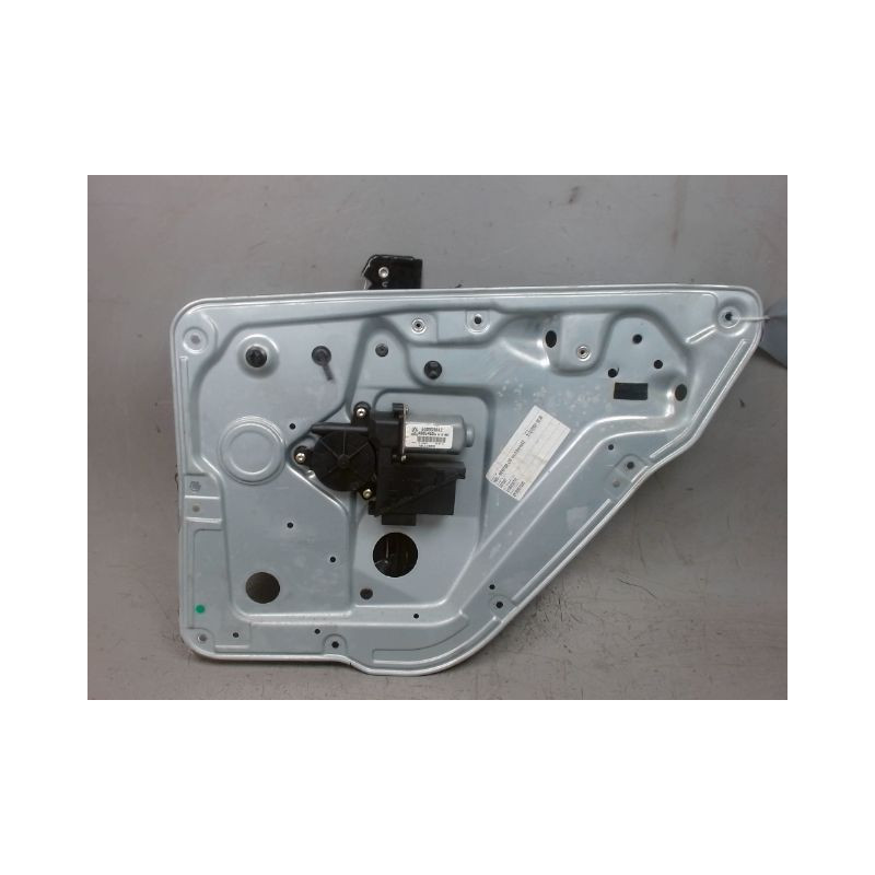 MECANISME+MOTEUR LEVE-GLACE ARRIERE DROIT SKODA FABIA COMBI