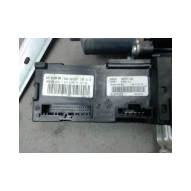 MECANISME+MOTEUR LEVE-GLACE AVANT GAUCHE RENAULT MEGANE