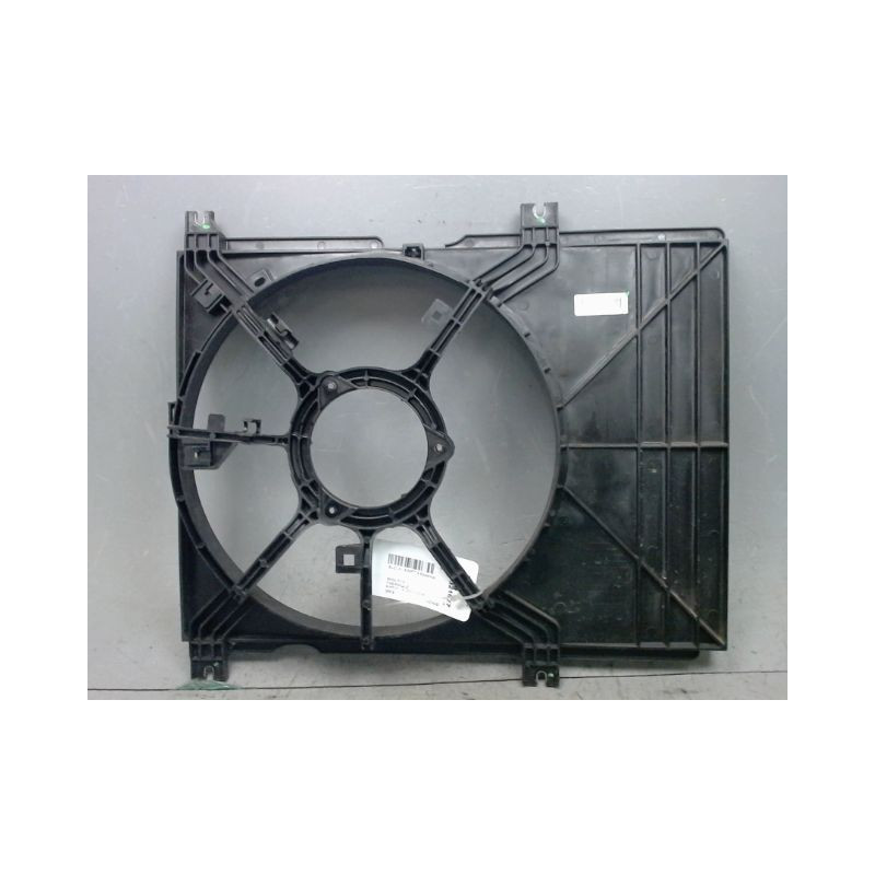 SUPPORT DE VENTILATEUR SUZUKI SWIFT 4 ESSENCE