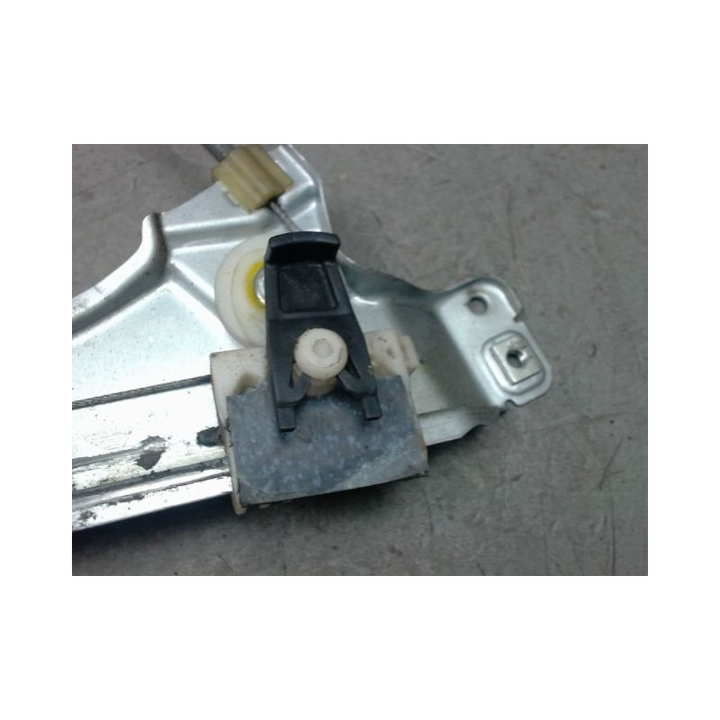 MECANISME+MOTEUR LEVE-GLACE AVANT GAUCHE RENAULT CLIO III 2005-