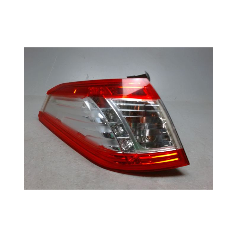 FEU ARRIERE GAUCHE  PEUGEOT 508