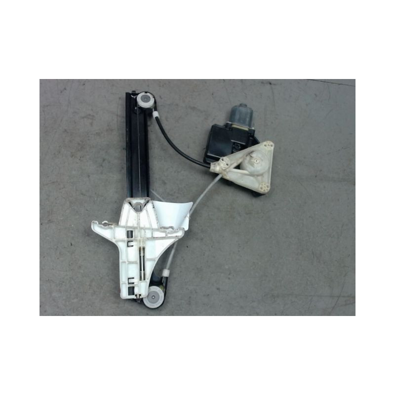 MECANISME+MOTEUR LEVE-GLACE ARRIERE DROIT VOLKSWAGEN POLO 5 PHASE 2 1.4 TDI - 12V T