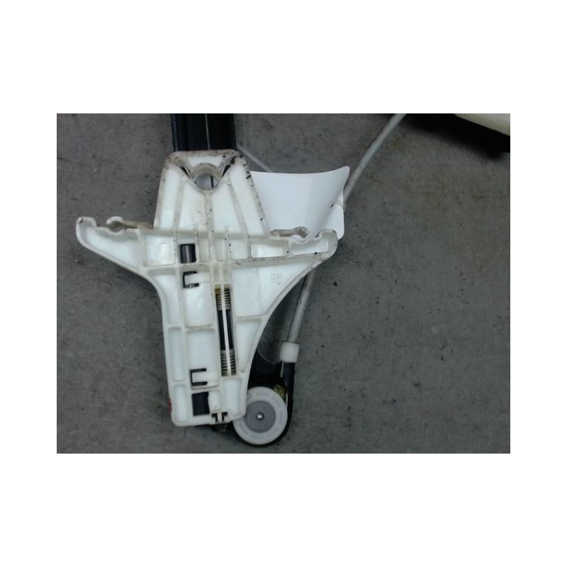 MECANISME+MOTEUR LEVE-GLACE ARRIERE DROIT VOLKSWAGEN POLO 5 PHASE 2 1.4 TDI - 12V T