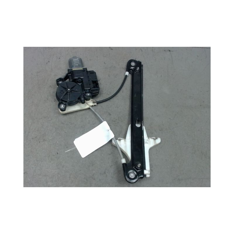 MECANISME+MOTEUR LEVE-GLACE ARRIERE DROIT VOLKSWAGEN POLO 5 PHASE 2 1.4 TDI - 12V T