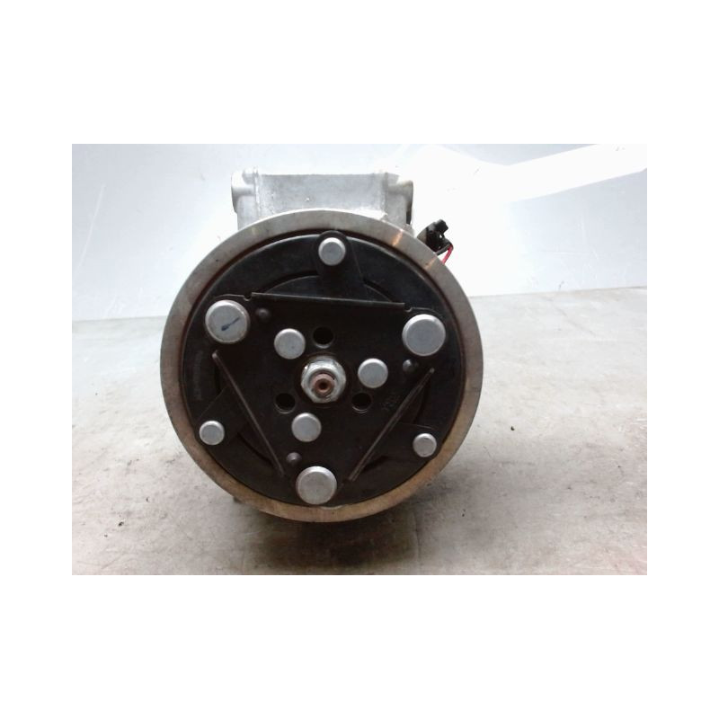 COMPRESSEUR AIR CONDITIONNE RENAULT CLIO