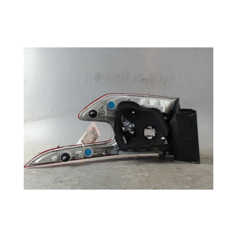 FEU ARRIERE DROIT PEUGEOT 308 SW 2008-