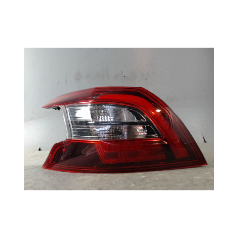 FEU ARRIERE GAUCHE  PEUGEOT 308 2011-
