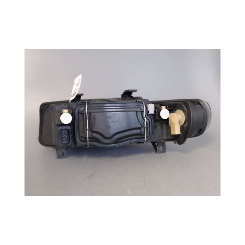 PHARE DROIT SEAT TOLEDO 99-