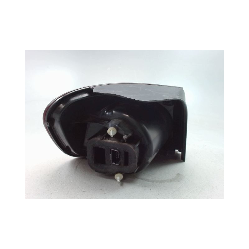 FEU ARRIERE DROIT VOLKSWAGEN GOLF V PLUS 2005-